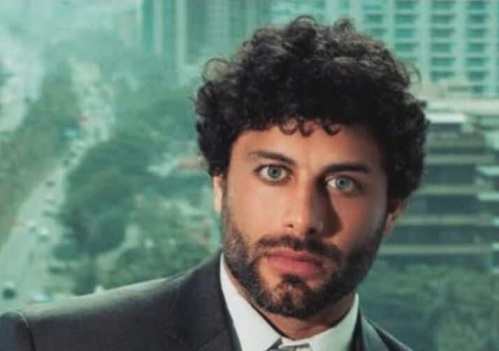 Jesus Luz é uma das atrações da Noite de Gala dos 23 anos do Programa Sávio Pereira