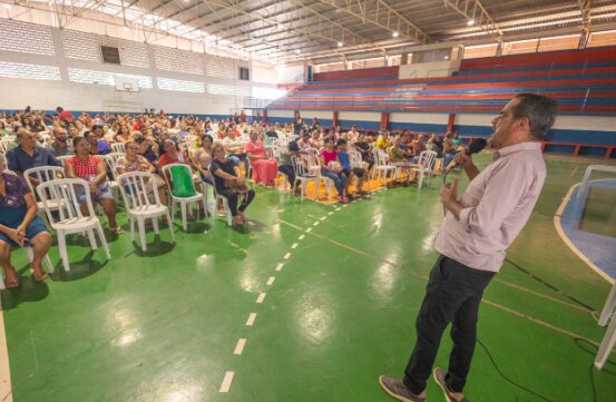 Rondonópolis | Reunião com futuros moradores reforça transparência e orientações sobre o Celina Bezerra II