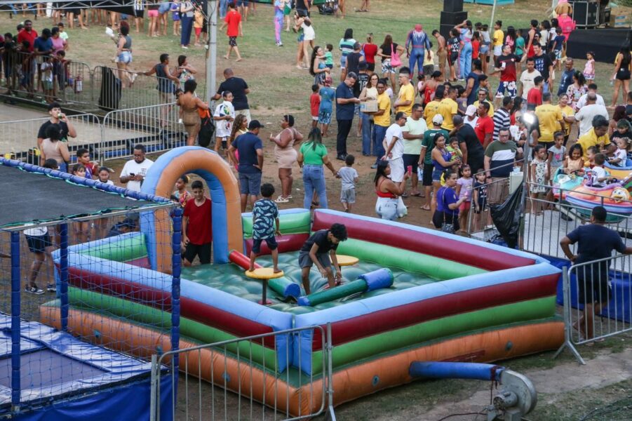 “Dia de Alegria” reúne mais de 9 mil pessoas em três bairros de Cuiabá