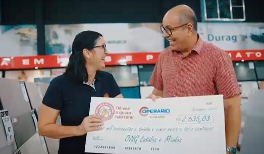 Operário realiza entrega do cheque solidário e doa R$ 2.635,03 à ONG Latidos e Miados