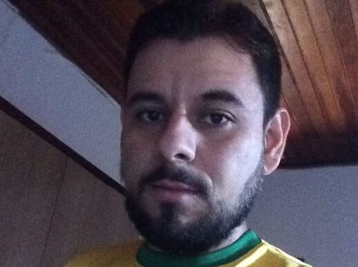 Supervisor da Aprosoja morre após carro que dirigia bater de frente com caminhão na BR-163