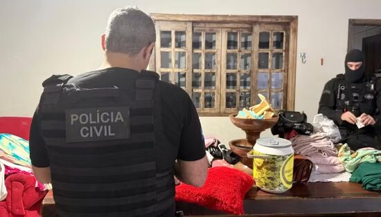 Operação mira mais de 50 suspeitos de tráfico de drogas e lavagem de dinheiro em MT e PI