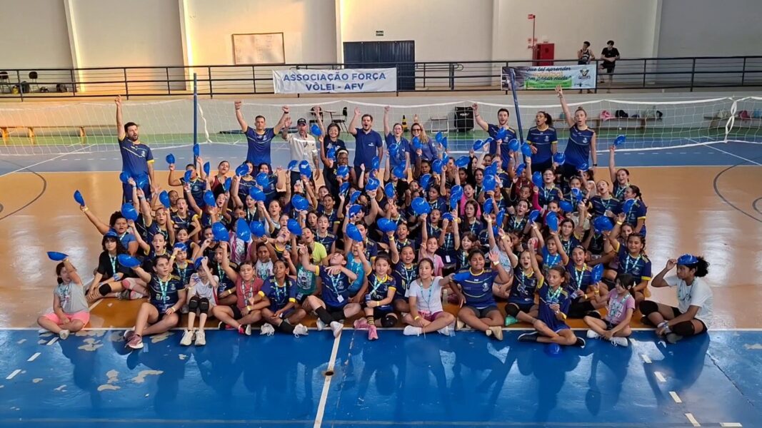 Rumo apoia projeto de vôlei que representa Mato Grosso em competições nacionais