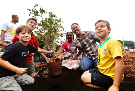 Rondonópolis tem primeiro pomar urbano com jabuticabeiras