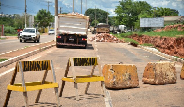 Rondonópolis | Avenida dos Estudantes está interditada para obra no sistema de drenagem