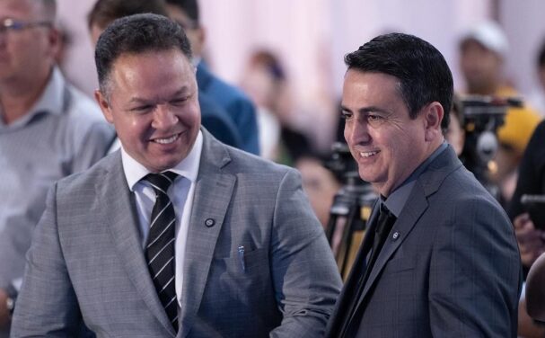 Prefeito Cláudio Ferreira se licencia e dr Altemar assume temporariamente