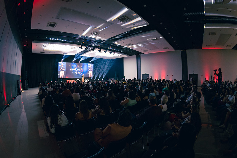 TEDx Cuiabá  lança tema “RAÍZES” e propõe reconexão com biomas do estado para 2026