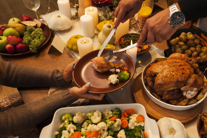 Equilíbrio nas festas: nutricionista explica por que a ceia não é a vilã