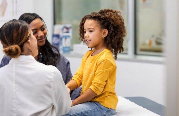 Nova apresentação de tratamento para hepatite C crônica para crianças é incorporada ao SUS