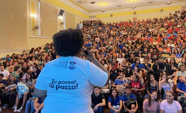 Seduc alerta estudantes para prazos e procedimentos do Prêmio Redação Nota 1.000