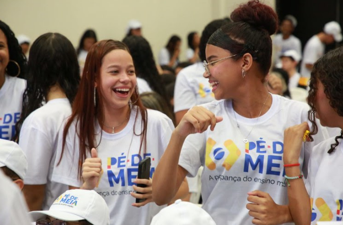 Divulgado o calendário de pagamentos do Pé-de-Meia de 2026 adaptado aos cronogramas das redes de ensino
