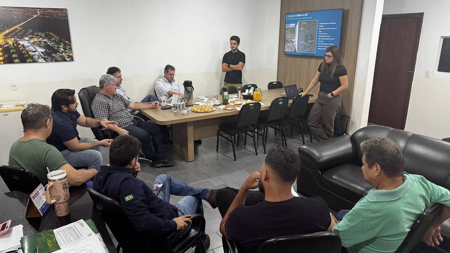 Diretoria do Sindicato Rural de Rondonópolis recebe representantes da Rumo Logística