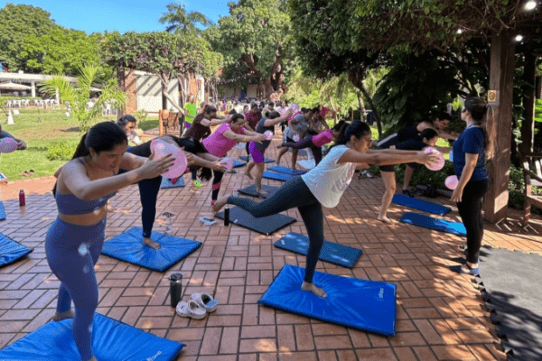 Sesc Arsenal terá Pilates no Jardim neste sábado (21)
