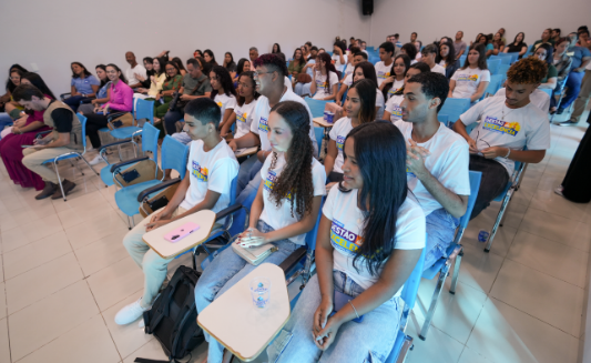 Prefeitura de Rondonópolis gera oportunidades para jovens em nova fase do Meu Primeiro Trampo