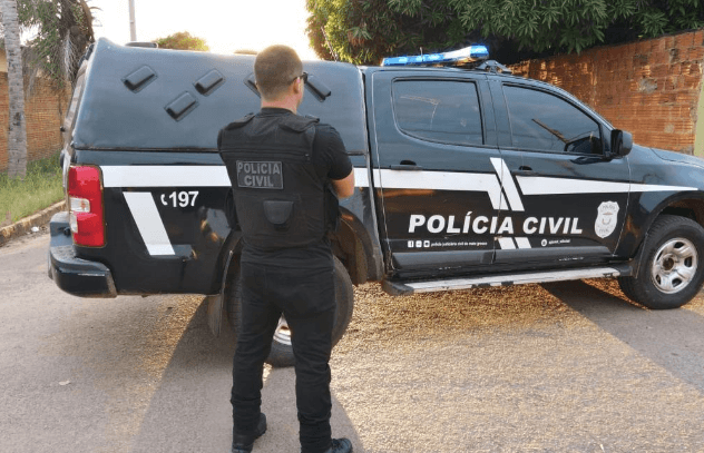 Mãe e filha são presas por estelionato em Várzea Grande após golpe de R$ 30 mil na compra de veículo