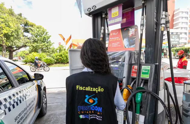 Todos os postos de Cuiabá terão que justificar alta nos preços dos combustíveis, diz Procon