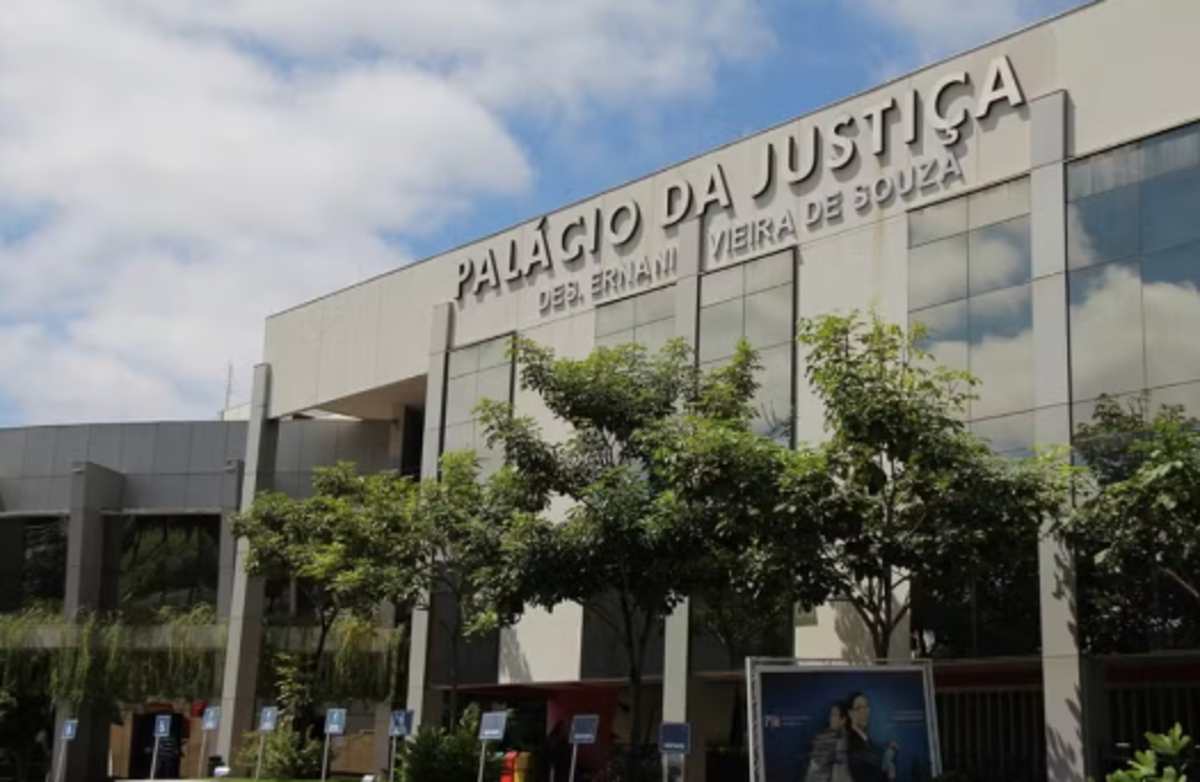 Mãe suspeita de vender filhas por R$ 250 em bar é mantida presa pela Justiça