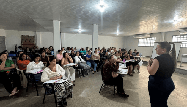Rondonópolis | Equipes de saúde passam por atualização para garantir vacinação segura