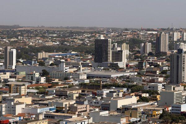 Funcionamento do comércio em Rondonópolis no feriado de Tiradentes: veja horários e planeje suas compras
