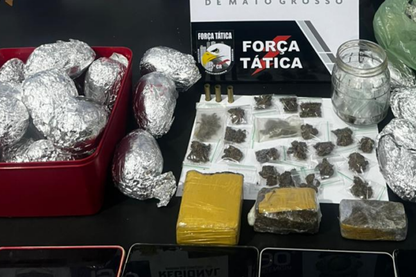 Força Tática prende dupla com drogas e ovos de Páscoa ligados a facção em Barra do Garças