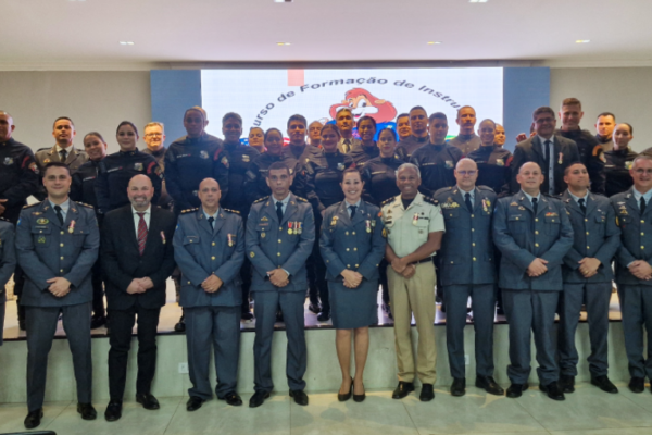 PM de Mato Grosso recebe credenciamento internacional do Proerd e forma novos instrutores