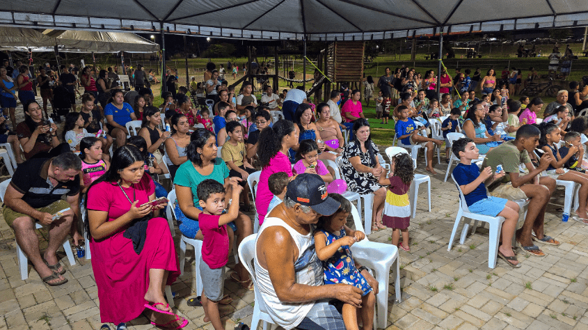 Toda Praça é Arte leva cultura e brincadeiras ao Jardim Reis em Rondonópolis 2