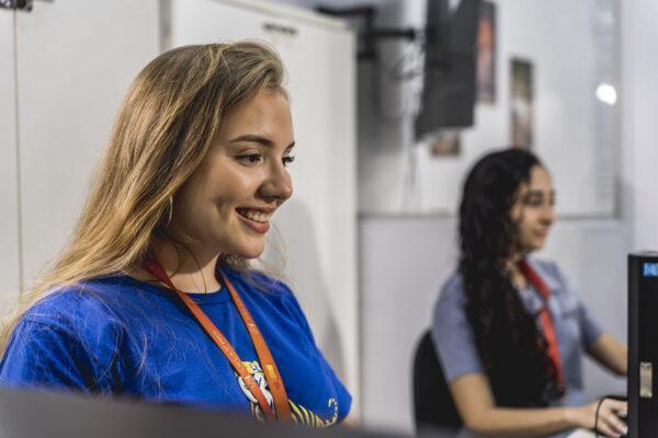 Solar Coca-Cola adota modelo de “Vale-Educação” para impulsionar talentos da base e alta liderança