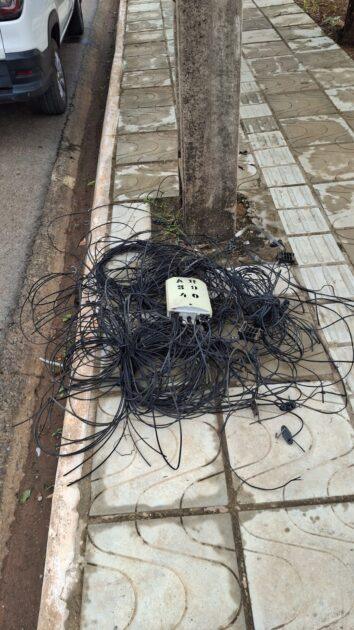 Operação retira quase 300 quilos de cabos irregulares das ruas de Sorriso em dois dias 4