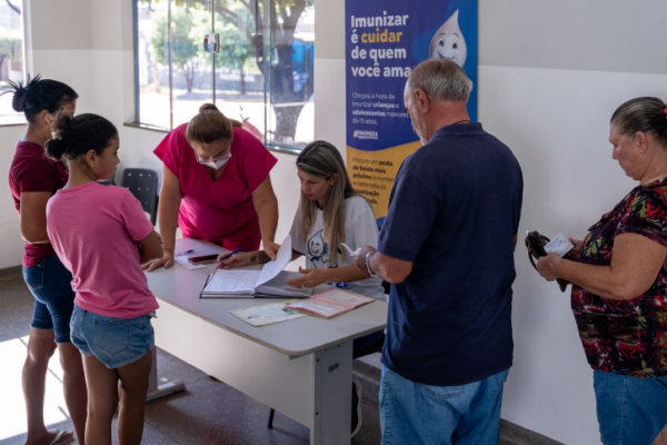 Rondonópolis vacina quase 7 mil pessoas em ações especiais e amplia cobertura contra gripe
