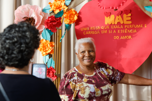 Assistência Social celebra Dia das Mães com programação especial no Serviço de Convivência Padre Lothar