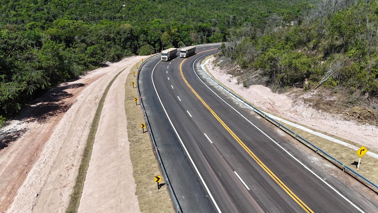 Via Brasil BR-163 conclui primeira correção de traçado em trecho crítico da Serra do Cachimbo WhatsApp-Image-2026-07-05-at-14.38.40--1-