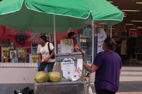 Ambulante Legal transforma comércio de rua e já regulariza cerca de 165 vendedores em Rondonópolis
