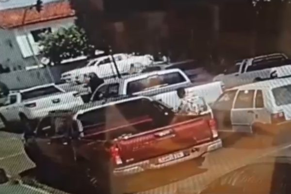 Vídeo mostra mulher sendo sequestrada no Centro de Rondonópolis; novos suspeitos são presos